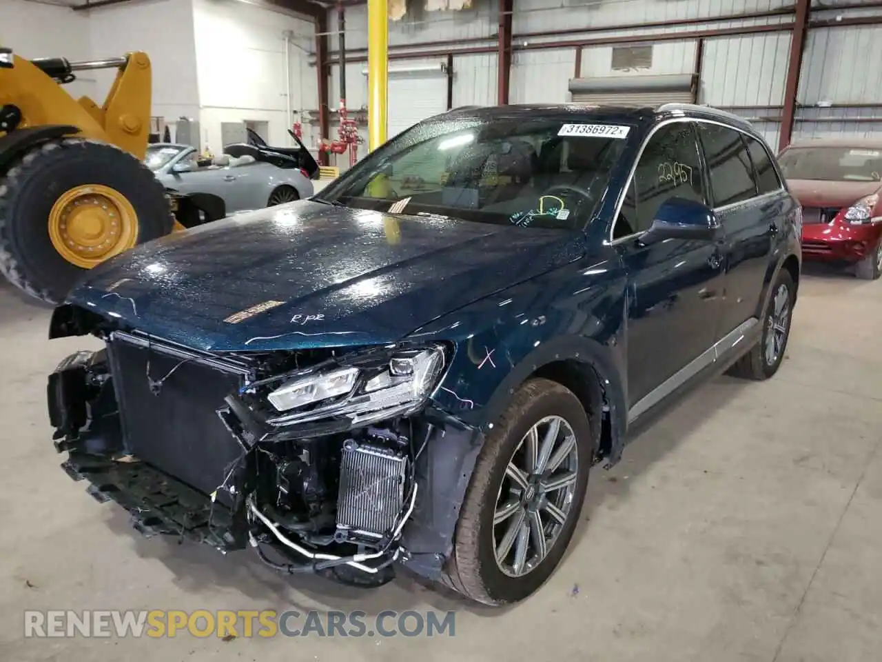 2 Photograph of a damaged car WA1LAAF72KD035598 AUDI Q7 2019