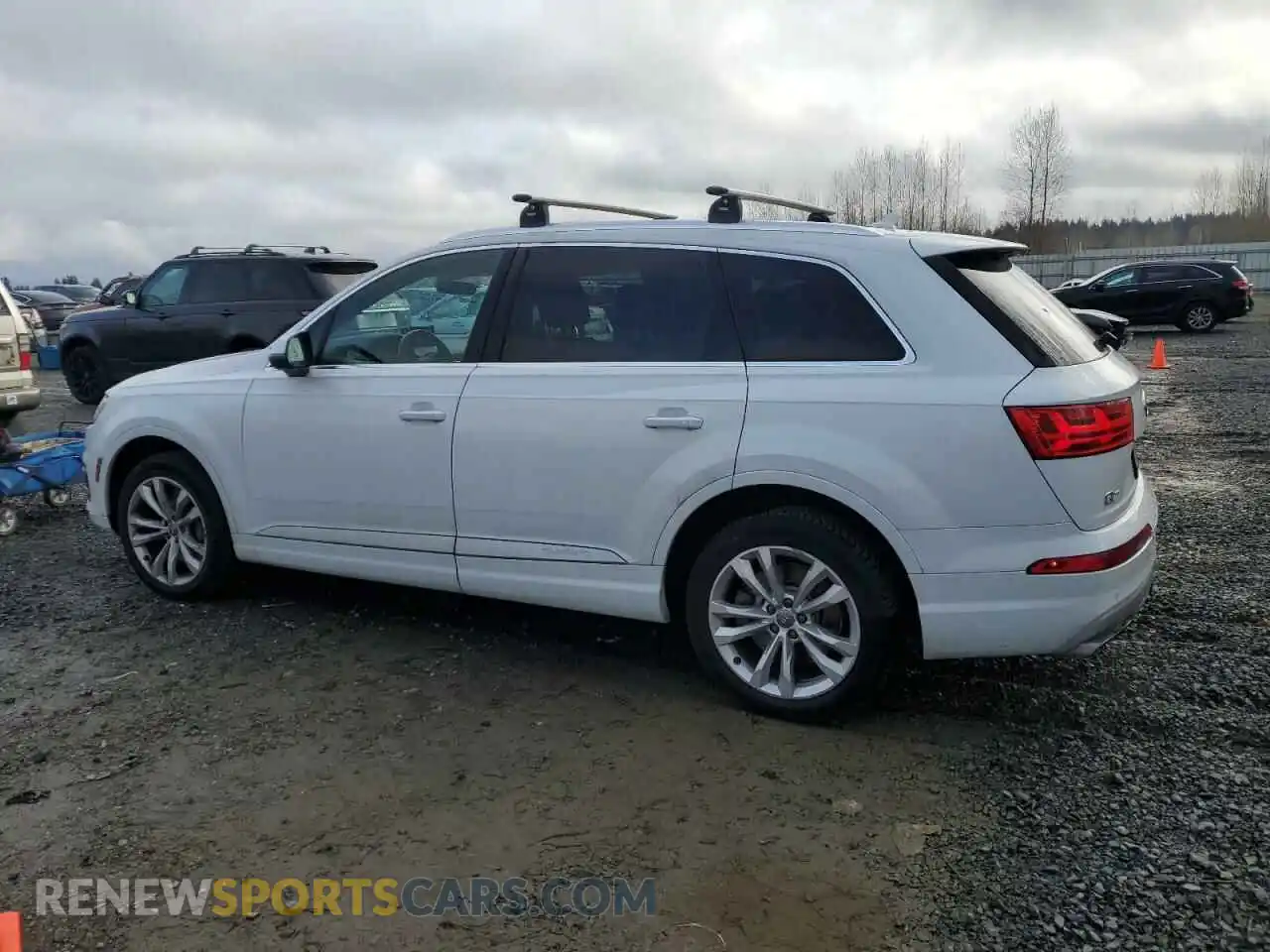 2 Photograph of a damaged car WA1LAAF72KD042714 AUDI Q7 2019