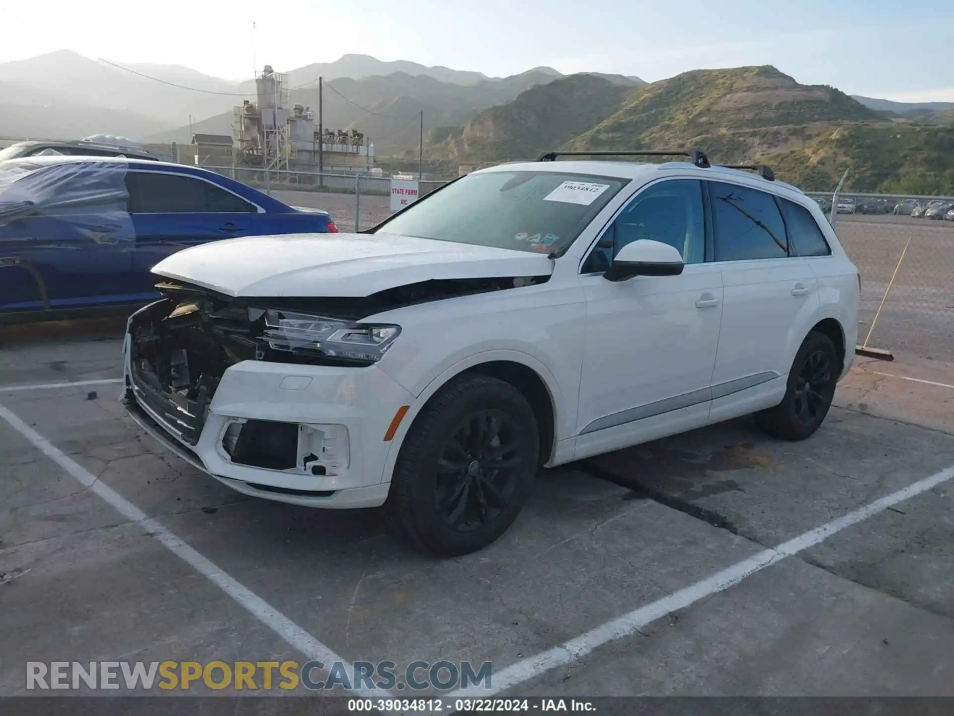 2 Photograph of a damaged car WA1LAAF72KD042888 AUDI Q7 2019