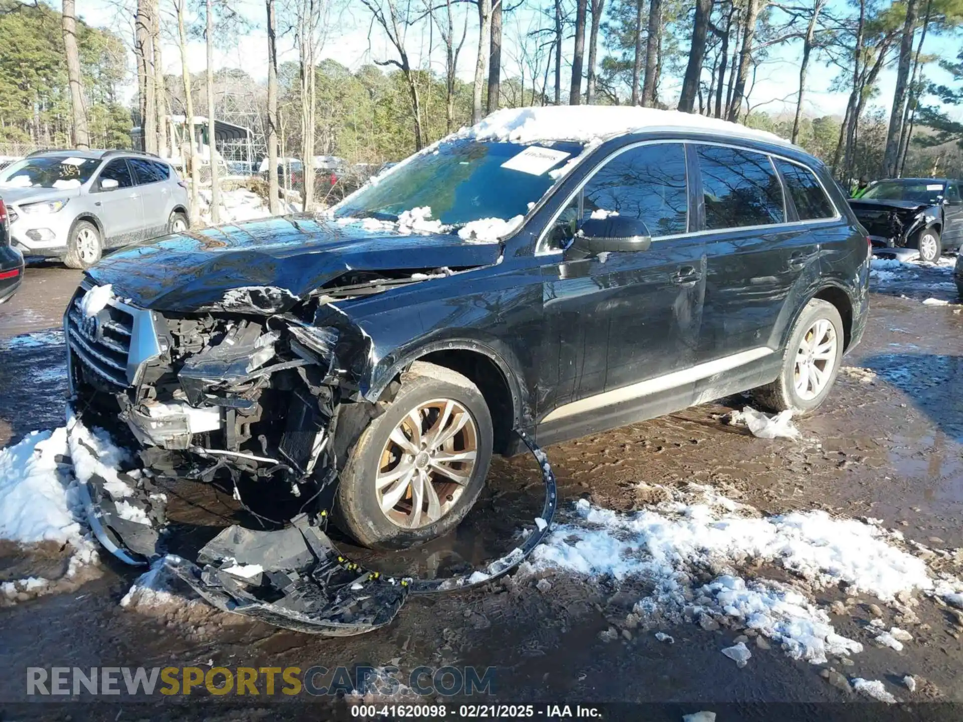 2 Photograph of a damaged car WA1LAAF72KD044494 AUDI Q7 2019