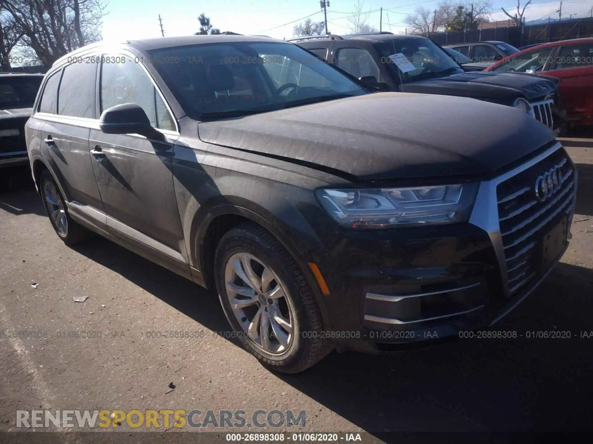 1 Photograph of a damaged car WA1LAAF72KD045919 AUDI Q7 2019