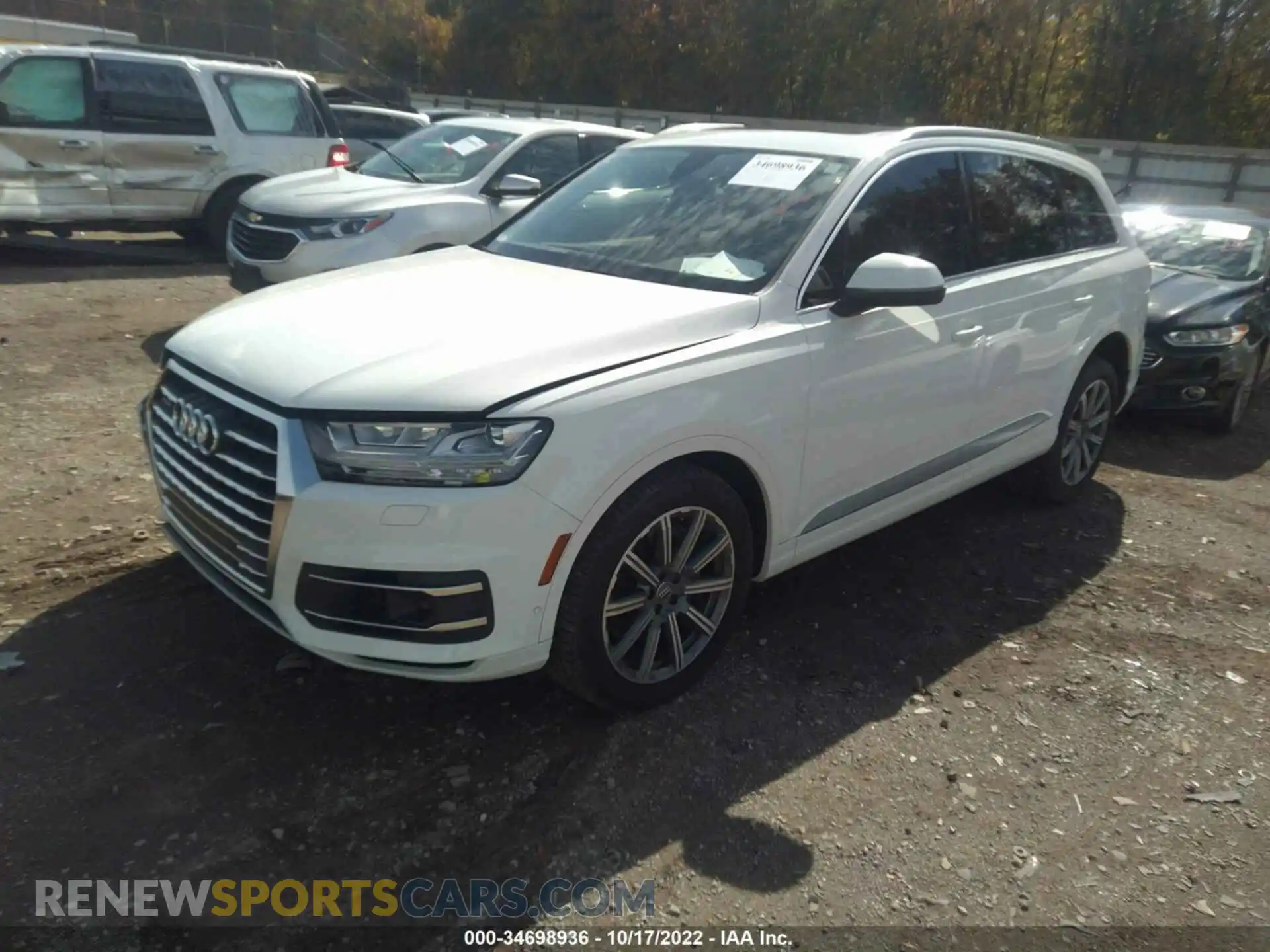 2 Photograph of a damaged car WA1LAAF73KD020382 AUDI Q7 2019