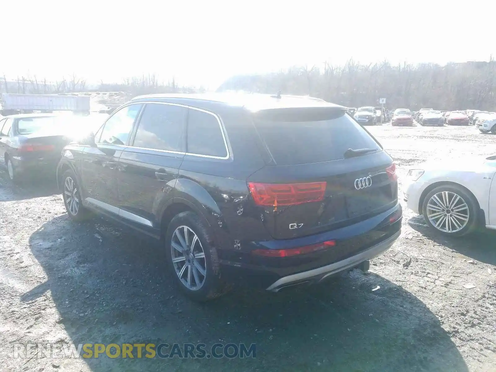 3 Photograph of a damaged car WA1LAAF74KD000853 AUDI Q7 2019
