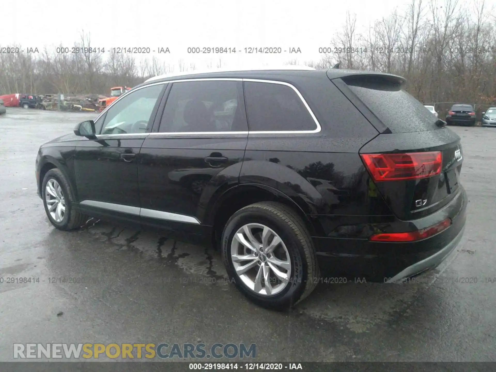 3 Photograph of a damaged car WA1LAAF74KD042309 AUDI Q7 2019