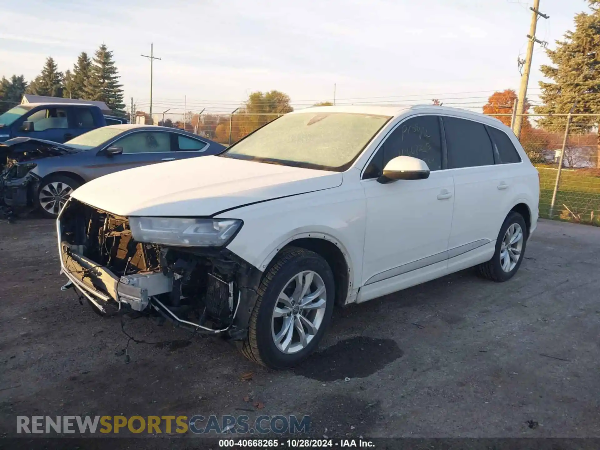 2 Photograph of a damaged car WA1LAAF75KD044733 AUDI Q7 2019