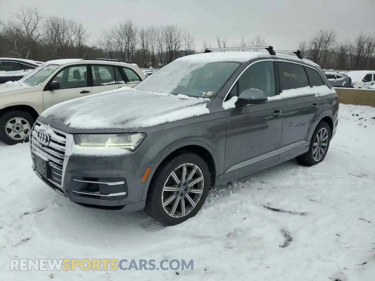 1 Photograph of a damaged car WA1LAAF75KD048832 AUDI Q7 2019