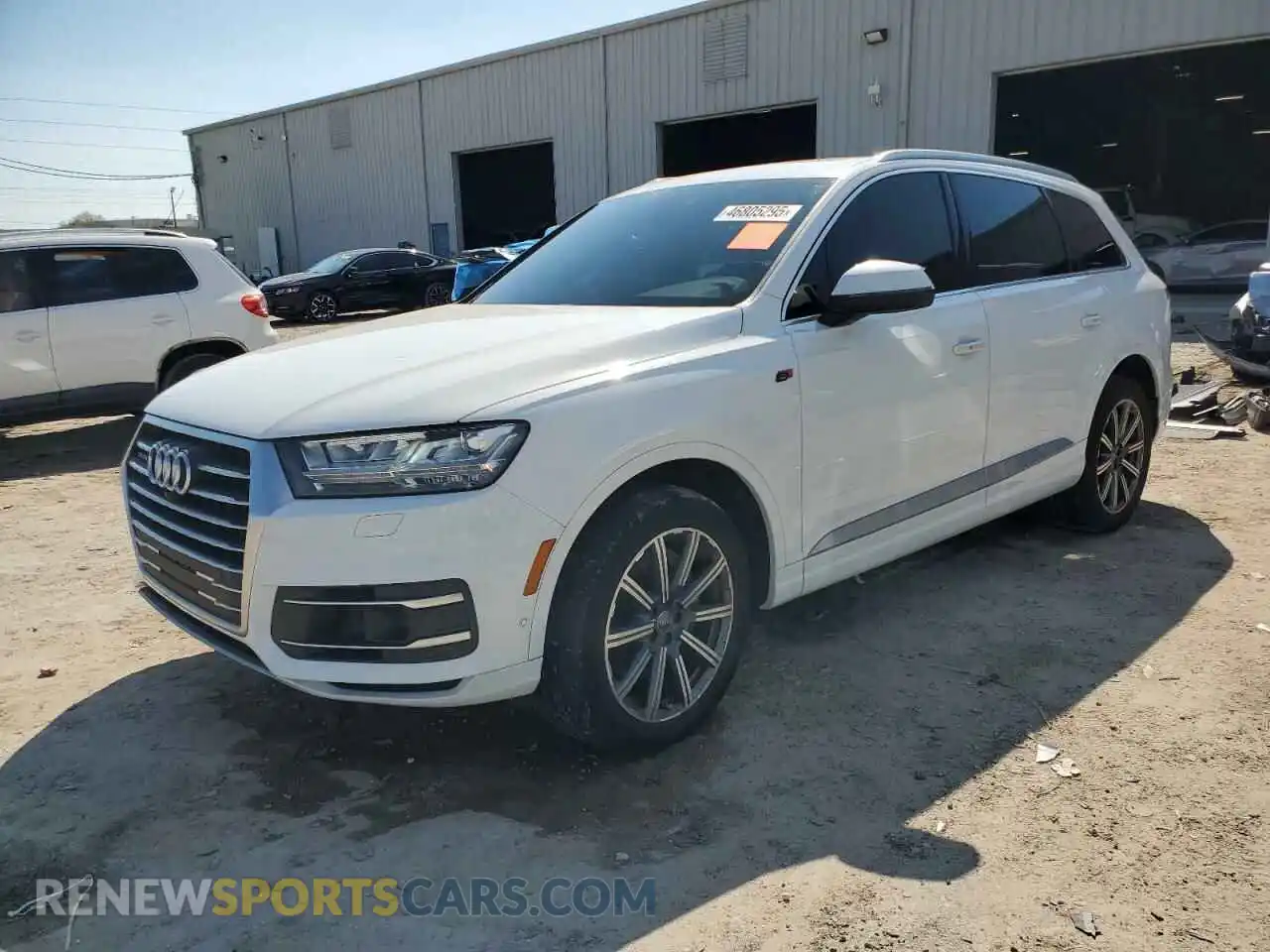 1 Photograph of a damaged car WA1LAAF76KD024801 AUDI Q7 2019