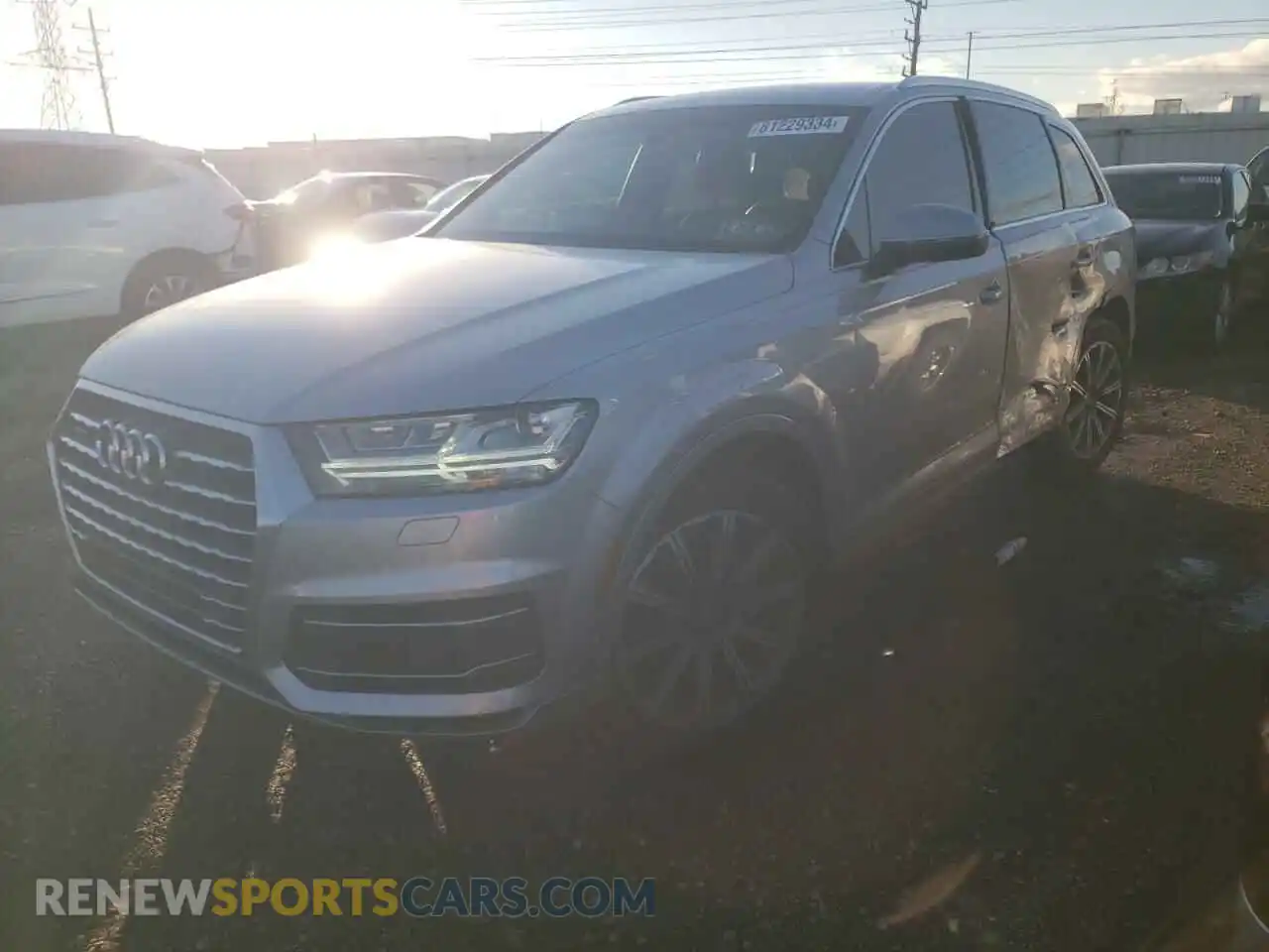 1 Photograph of a damaged car WA1LAAF76KD033577 AUDI Q7 2019