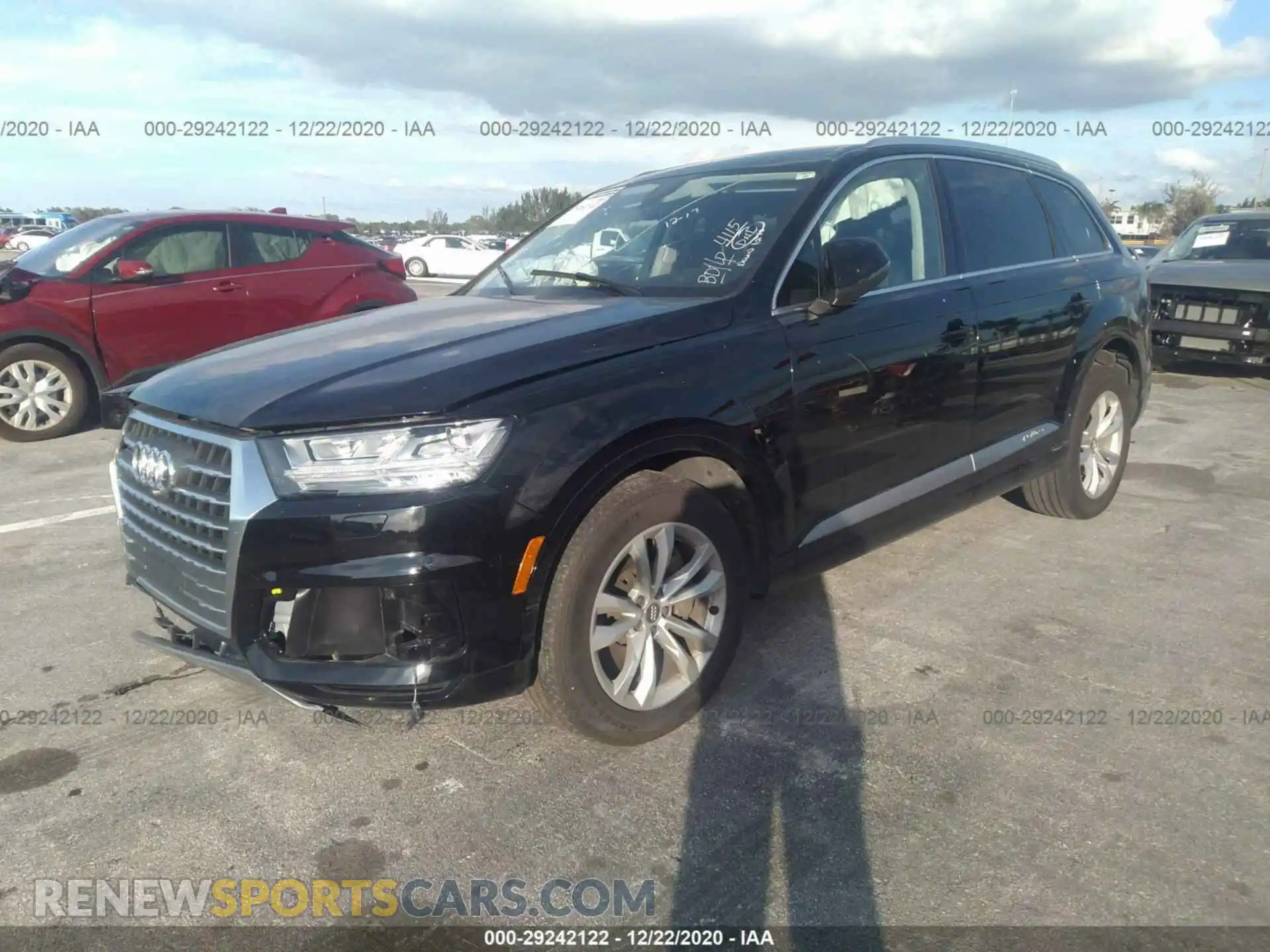 2 Photograph of a damaged car WA1LAAF78KD043186 AUDI Q7 2019