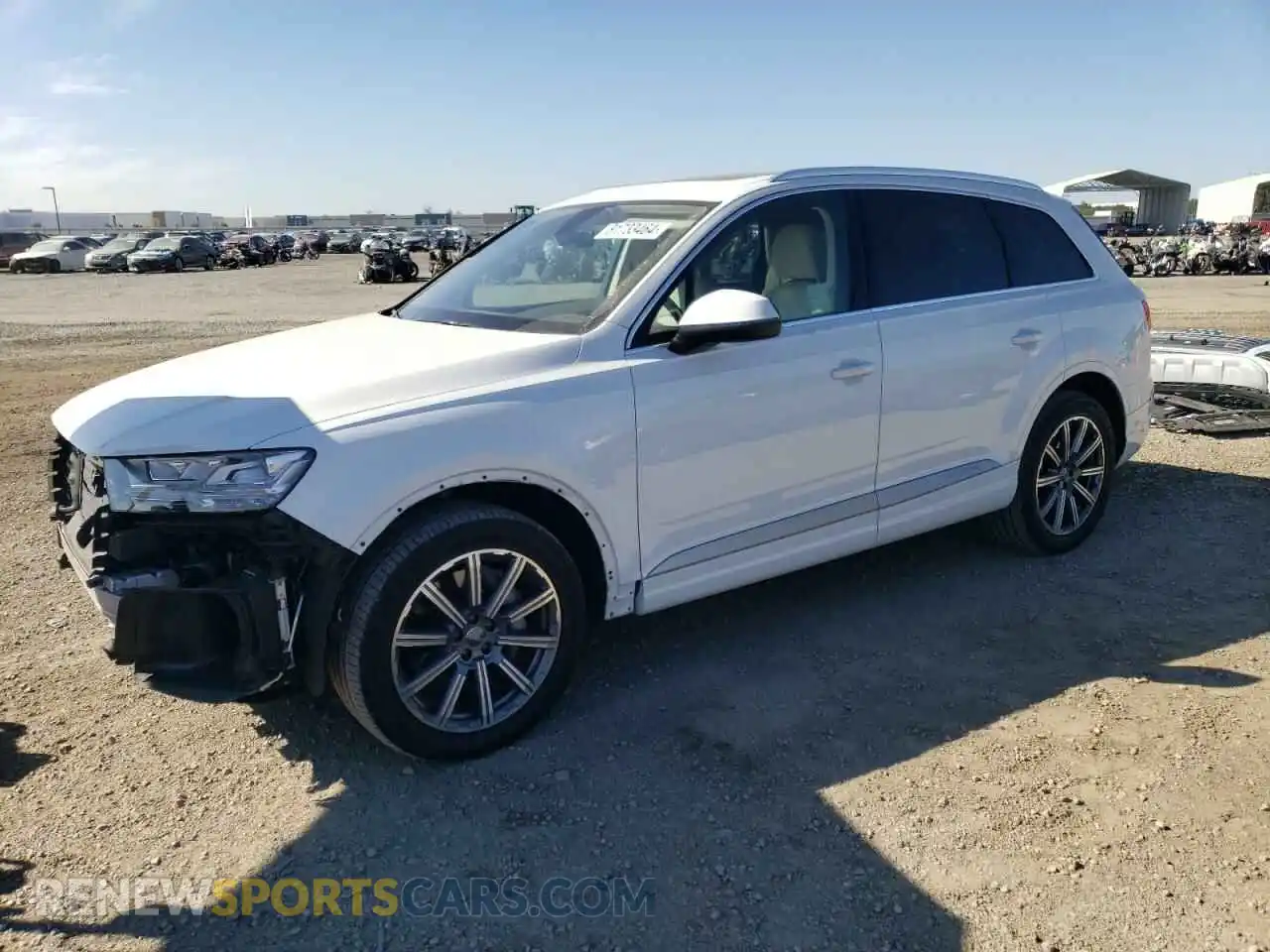1 Photograph of a damaged car WA1LAAF79KD007376 AUDI Q7 2019