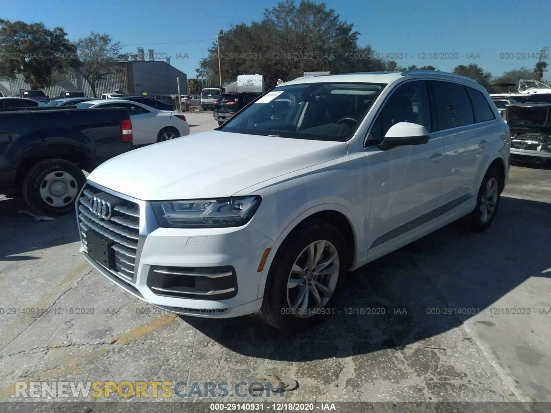 2 Photograph of a damaged car WA1LAAF79KD044685 AUDI Q7 2019