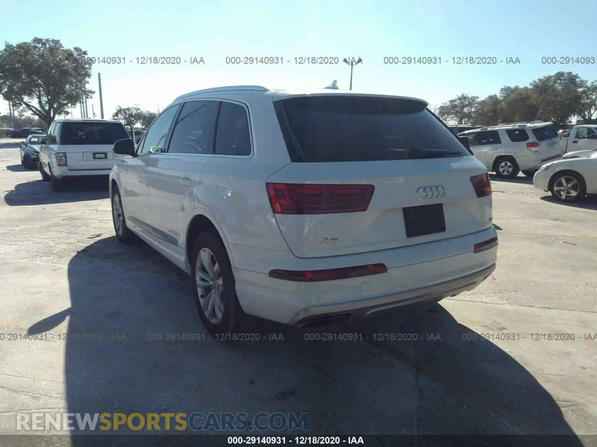 3 Photograph of a damaged car WA1LAAF79KD044685 AUDI Q7 2019