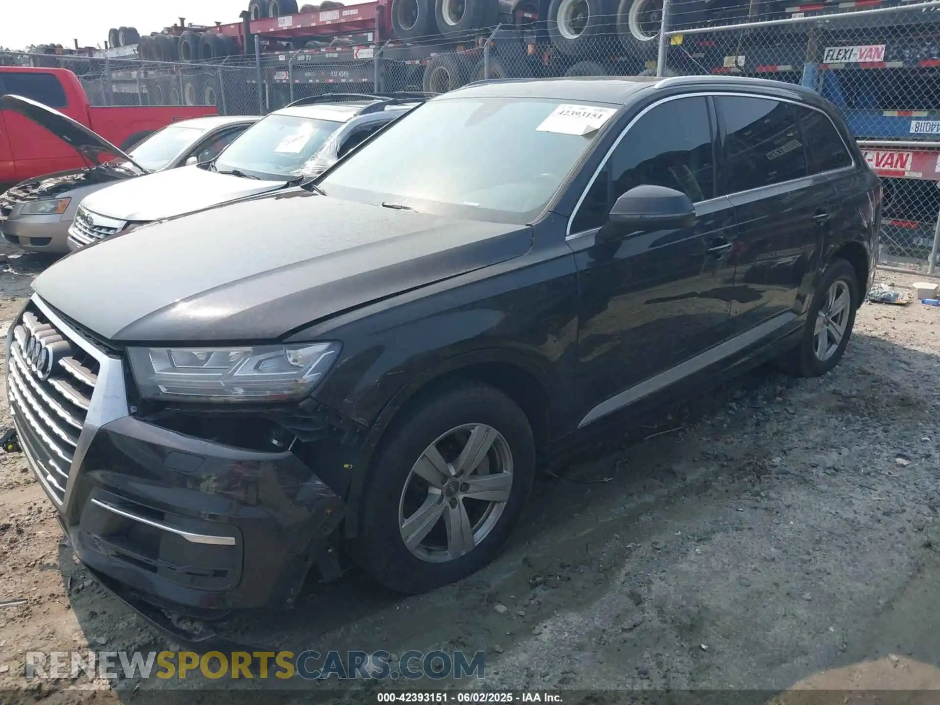 2 Photograph of a damaged car WA1LHAF70KD025261 AUDI Q7 2019