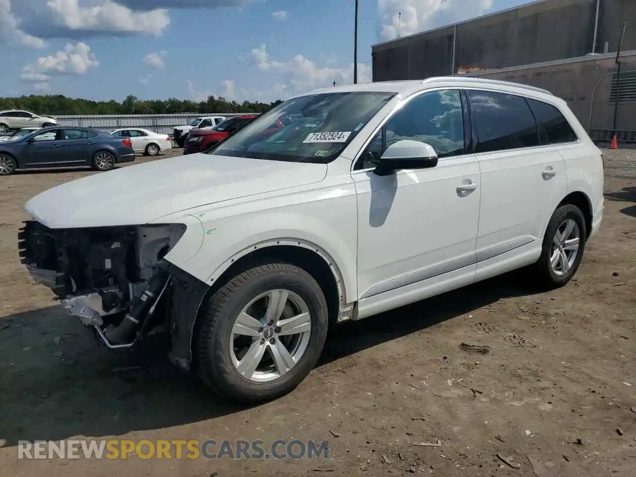 1 Photograph of a damaged car WA1LHAF70KD039693 AUDI Q7 2019