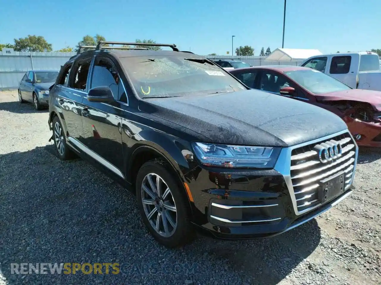 1 Photograph of a damaged car WA1LHAF71KD026774 AUDI Q7 2019