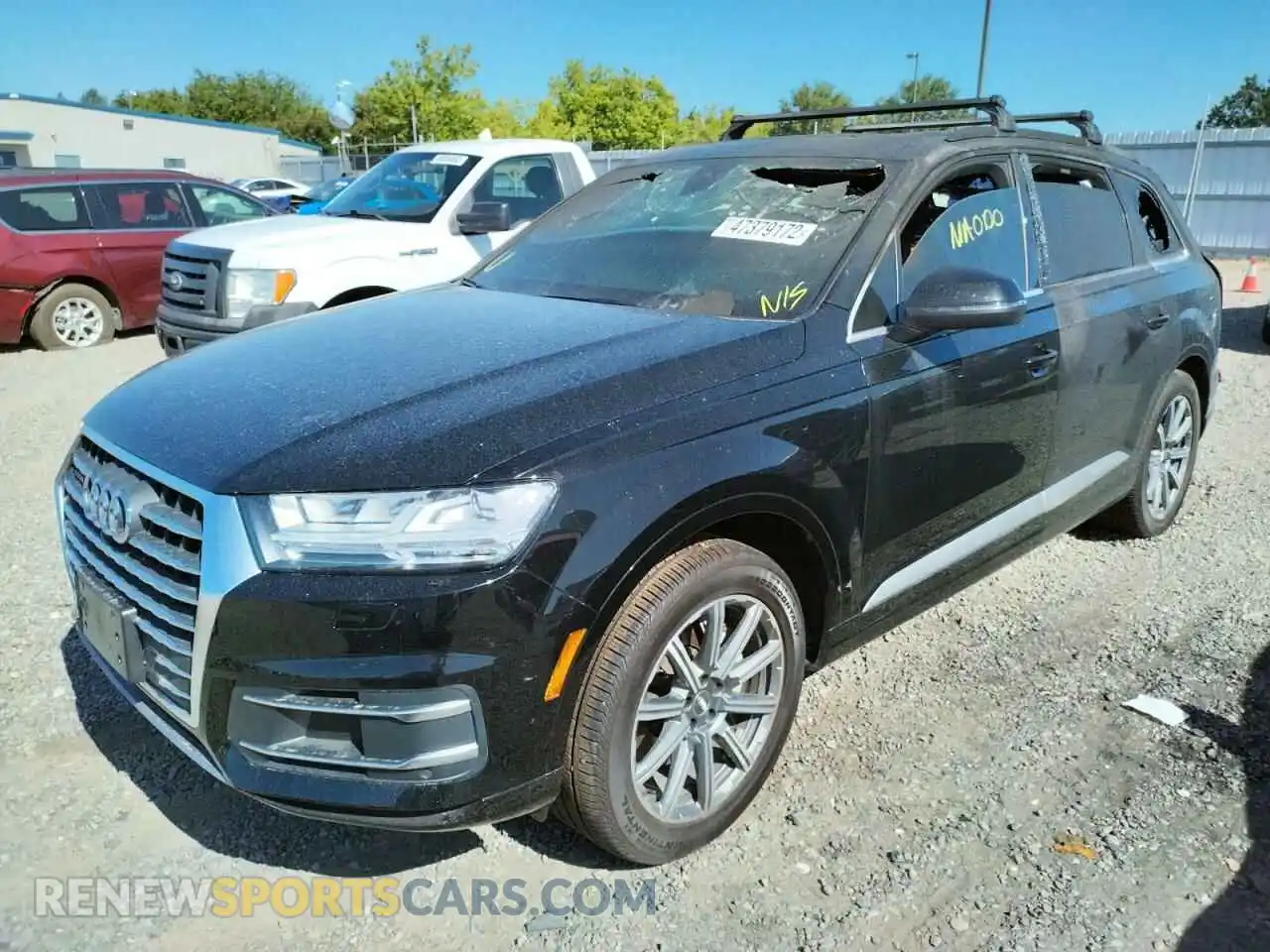 2 Photograph of a damaged car WA1LHAF71KD026774 AUDI Q7 2019