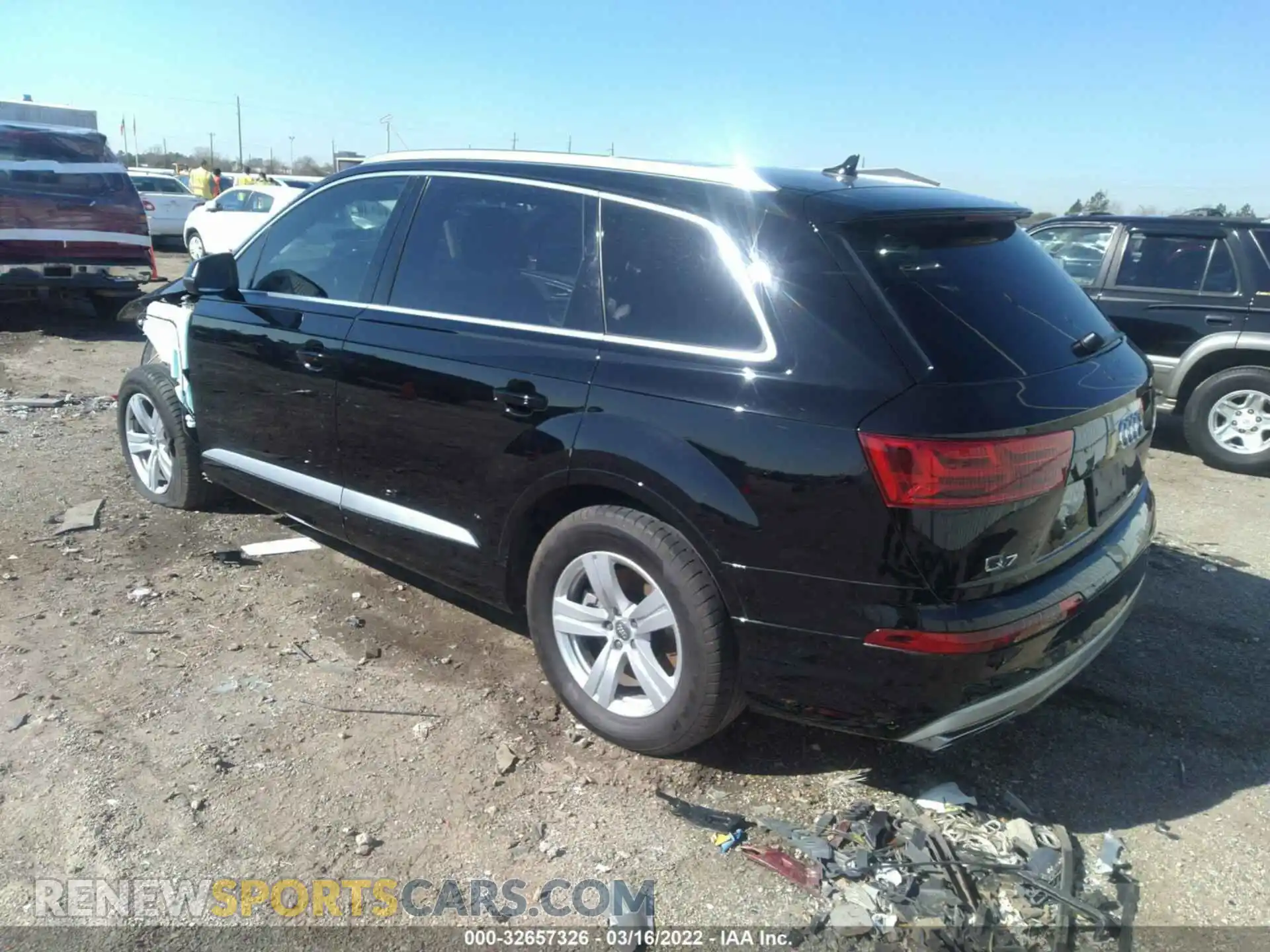 3 Photograph of a damaged car WA1LHAF72KD015265 AUDI Q7 2019