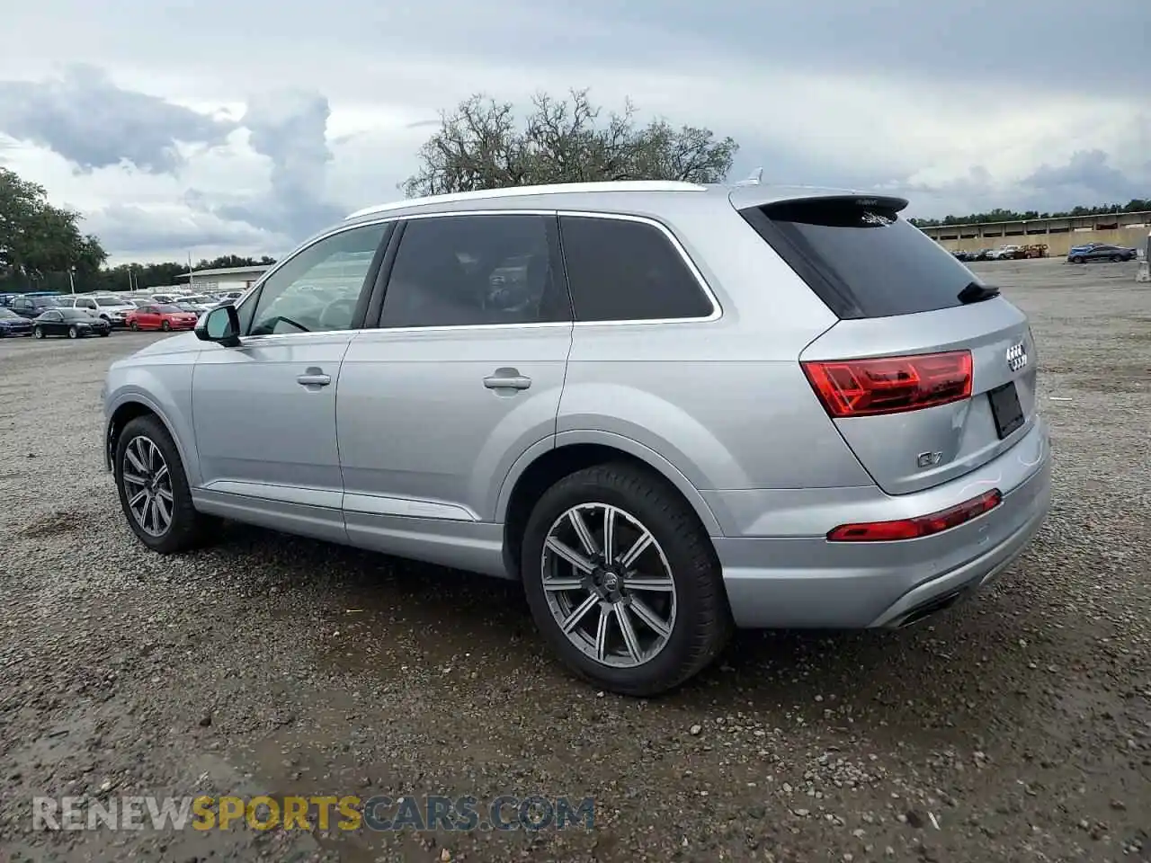 2 Photograph of a damaged car WA1LHAF72KD025925 AUDI Q7 2019