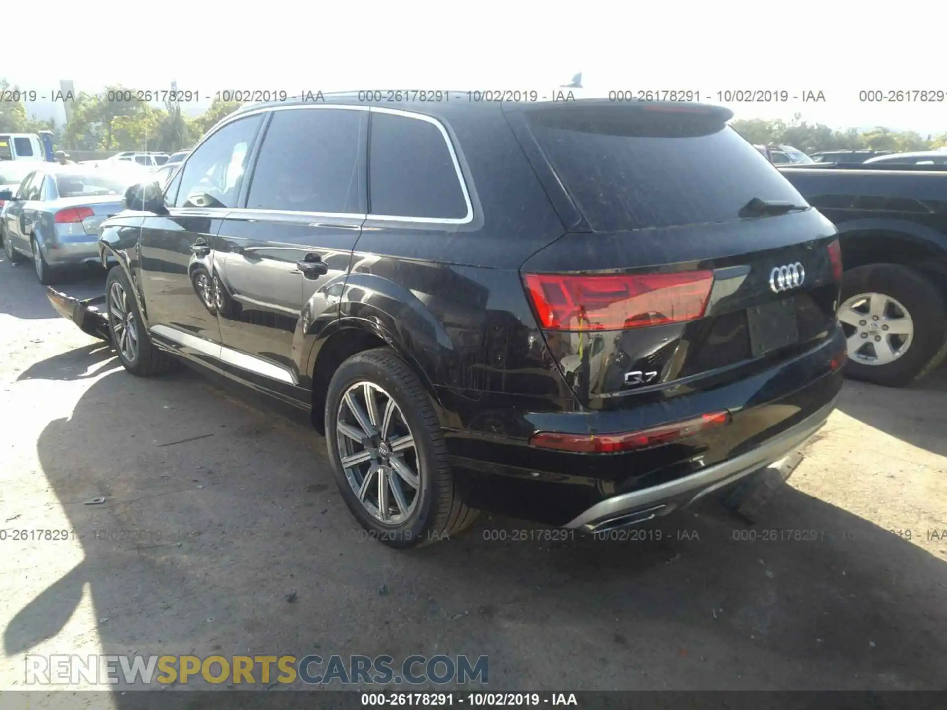 3 Photograph of a damaged car WA1LHAF72KD027240 AUDI Q7 2019