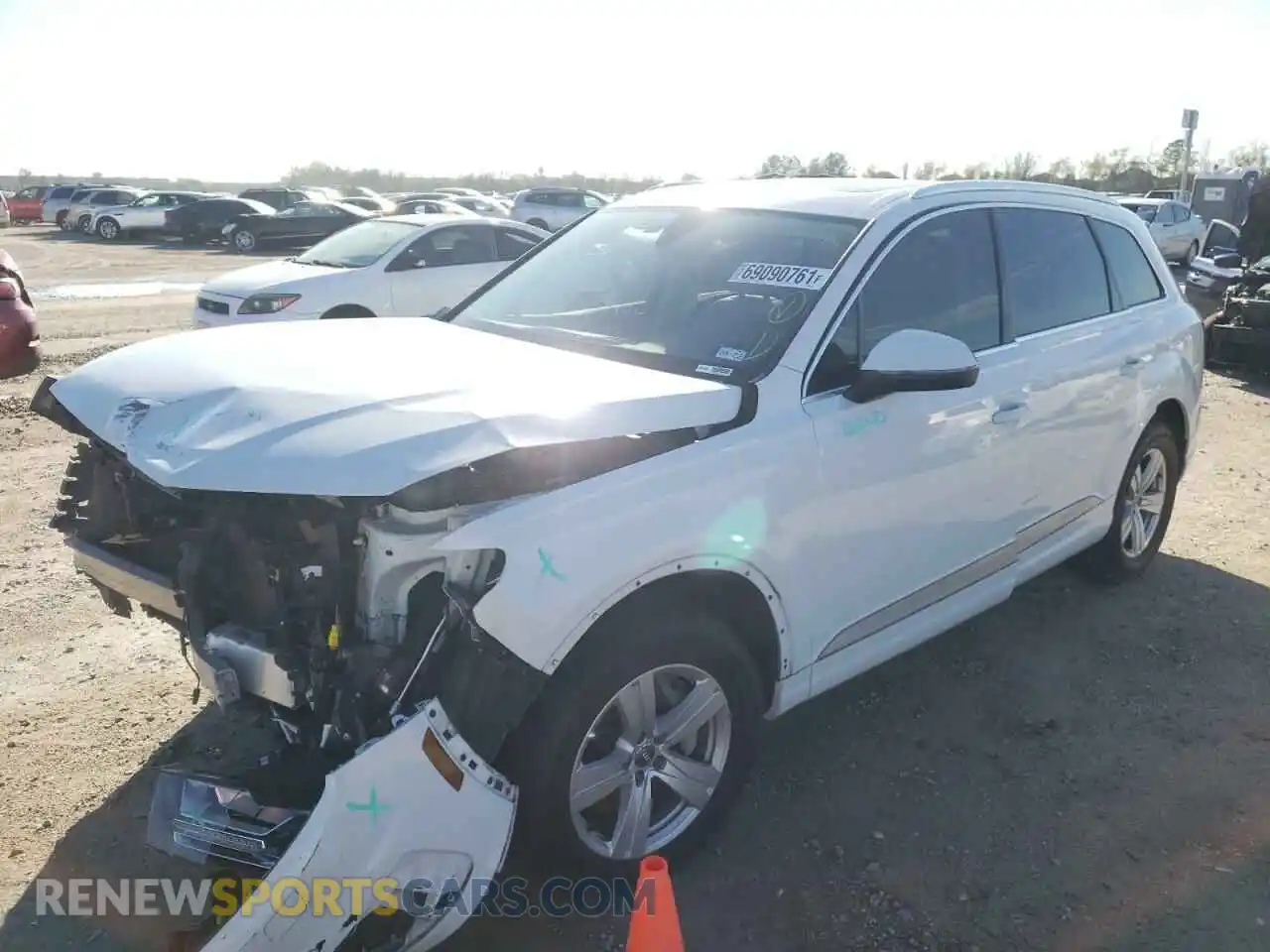 2 Photograph of a damaged car WA1LHAF72KD038514 AUDI Q7 2019
