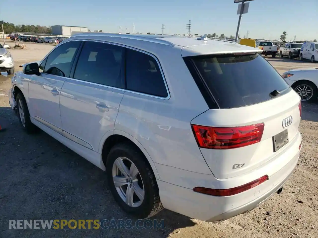 3 Photograph of a damaged car WA1LHAF72KD038514 AUDI Q7 2019