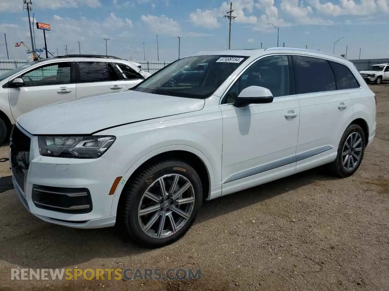 1 Photograph of a damaged car WA1LHAF72KD043602 AUDI Q7 2019