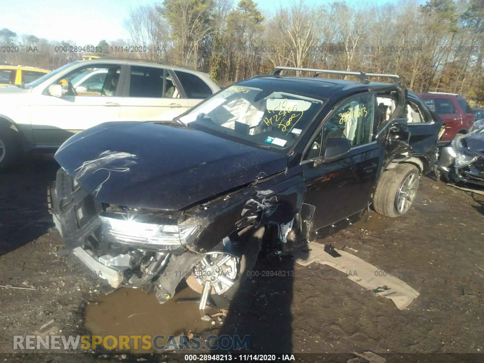 2 Photograph of a damaged car WA1LHAF73KD014724 AUDI Q7 2019