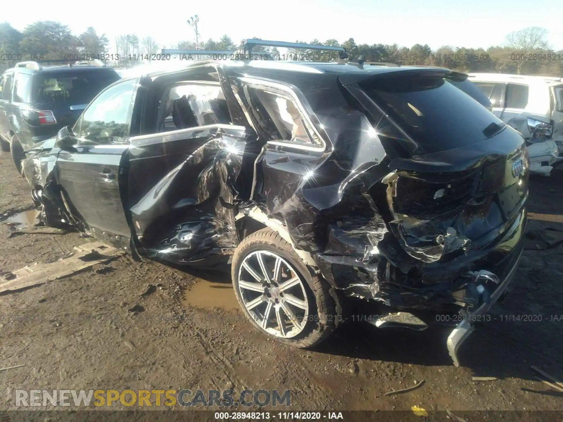 3 Photograph of a damaged car WA1LHAF73KD014724 AUDI Q7 2019