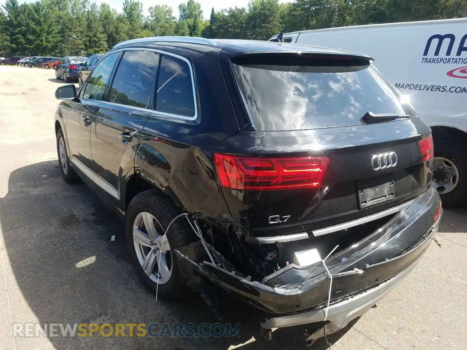 3 Photograph of a damaged car WA1LHAF73KD020118 AUDI Q7 2019