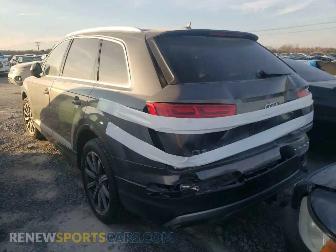 3 Photograph of a damaged car WA1LHAF73KD023245 AUDI Q7 2019