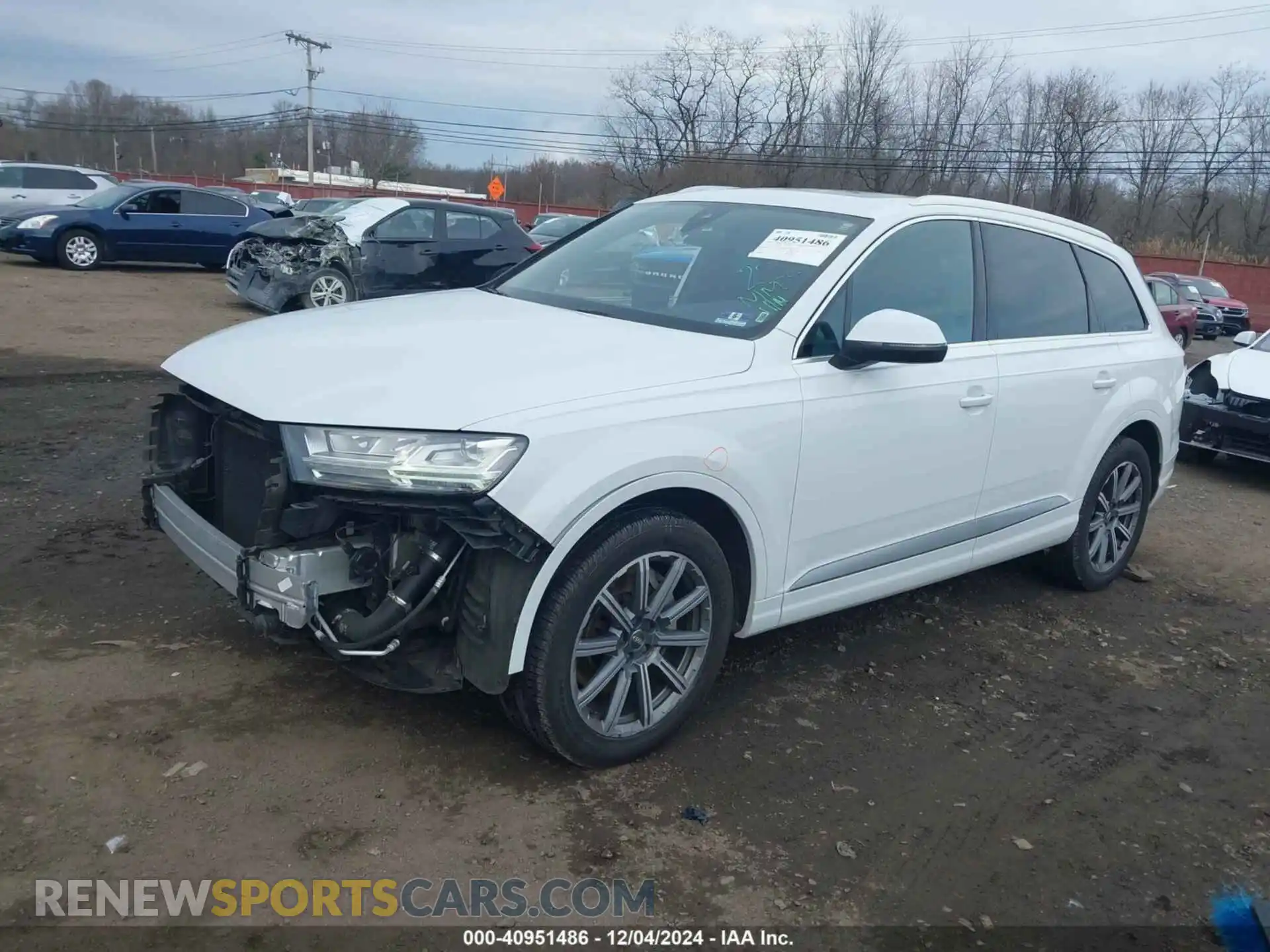 2 Photograph of a damaged car WA1LHAF73KD025691 AUDI Q7 2019