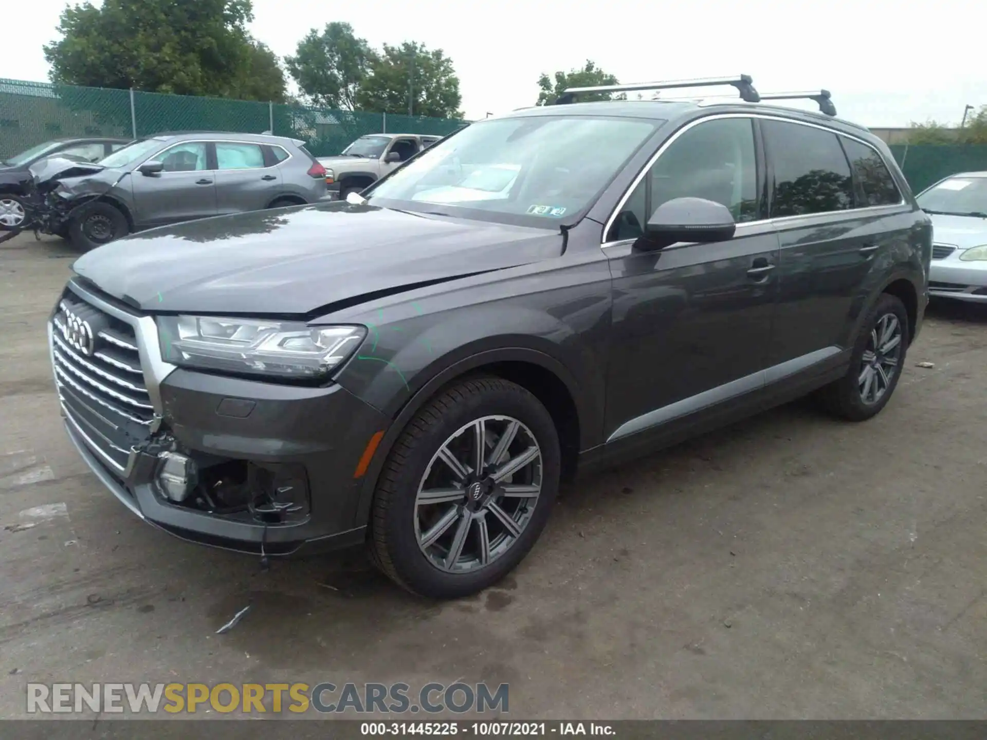 2 Photograph of a damaged car WA1LHAF73KD040028 AUDI Q7 2019