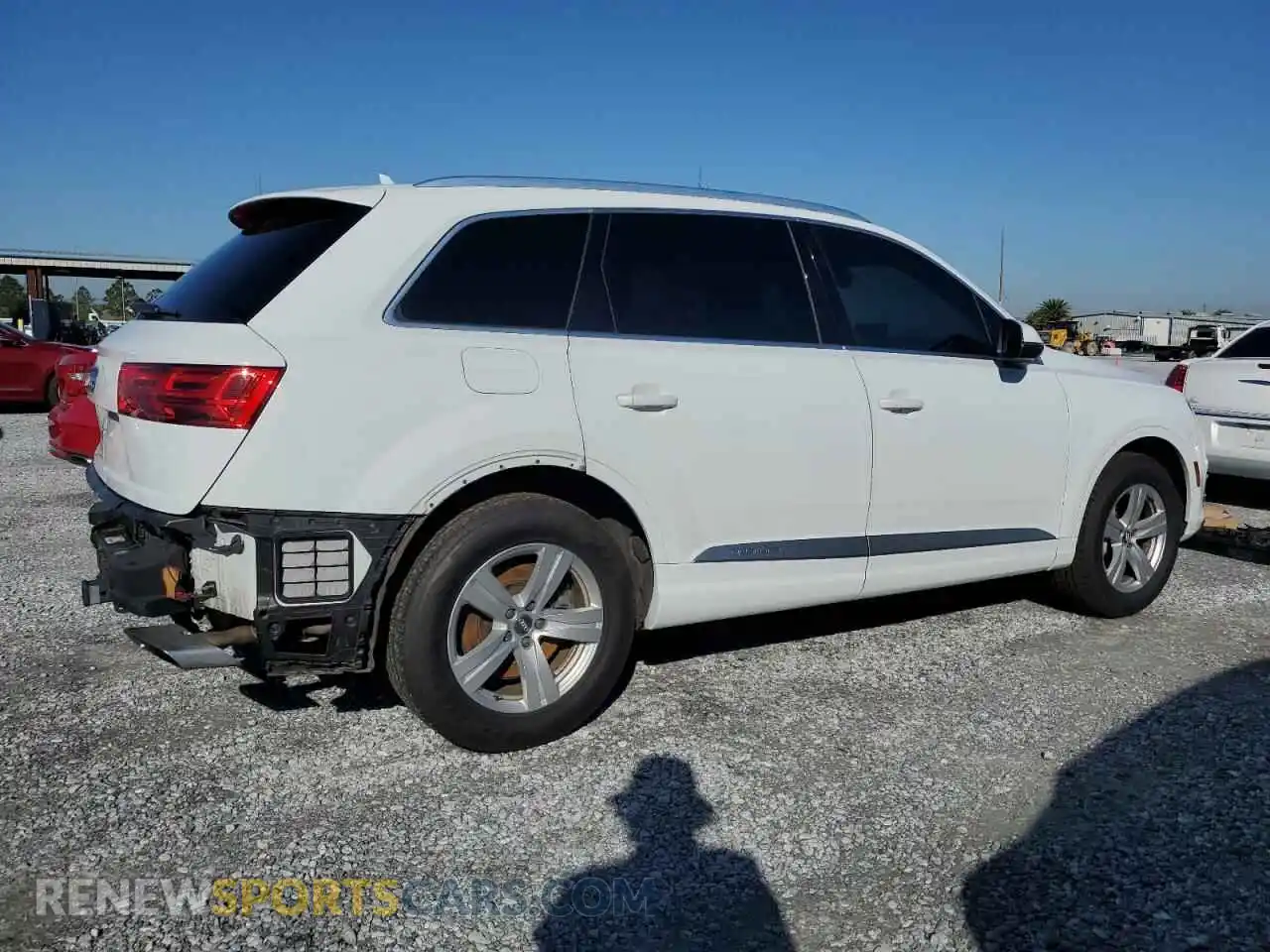 3 Photograph of a damaged car WA1LHAF74KD026218 AUDI Q7 2019