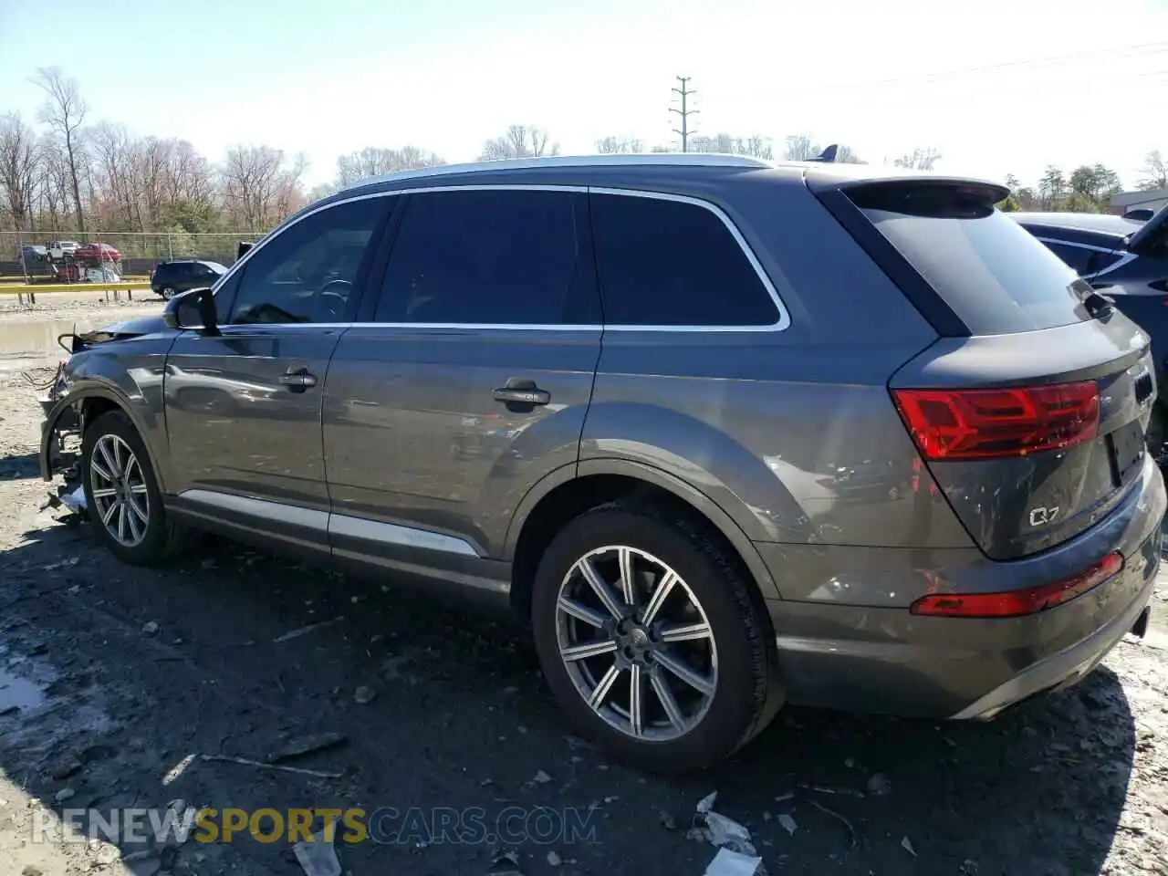 2 Photograph of a damaged car WA1LHAF74KD038224 AUDI Q7 2019