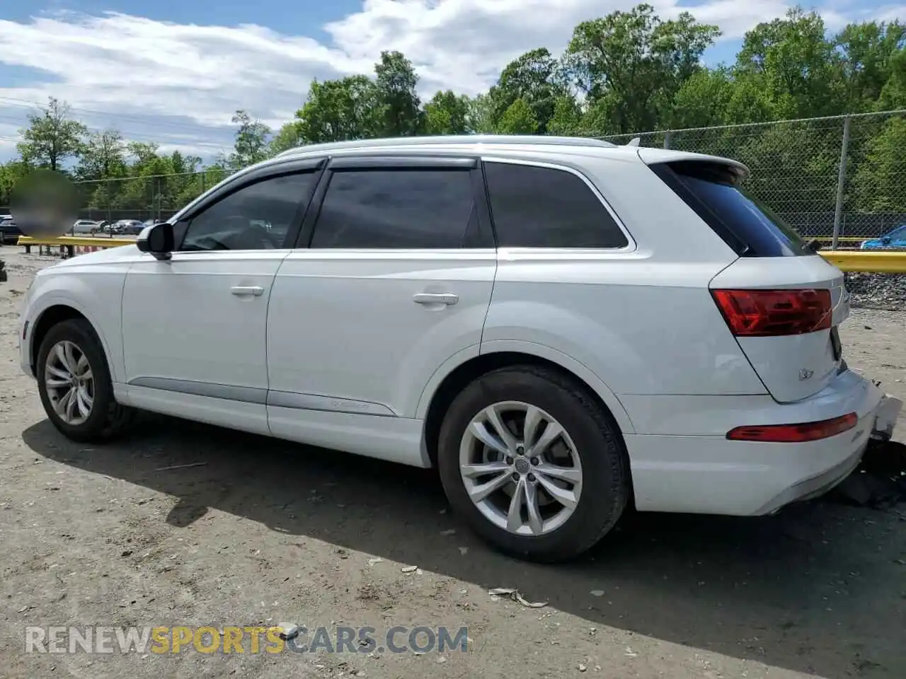 2 Photograph of a damaged car WA1LHAF74KD039292 AUDI Q7 2019