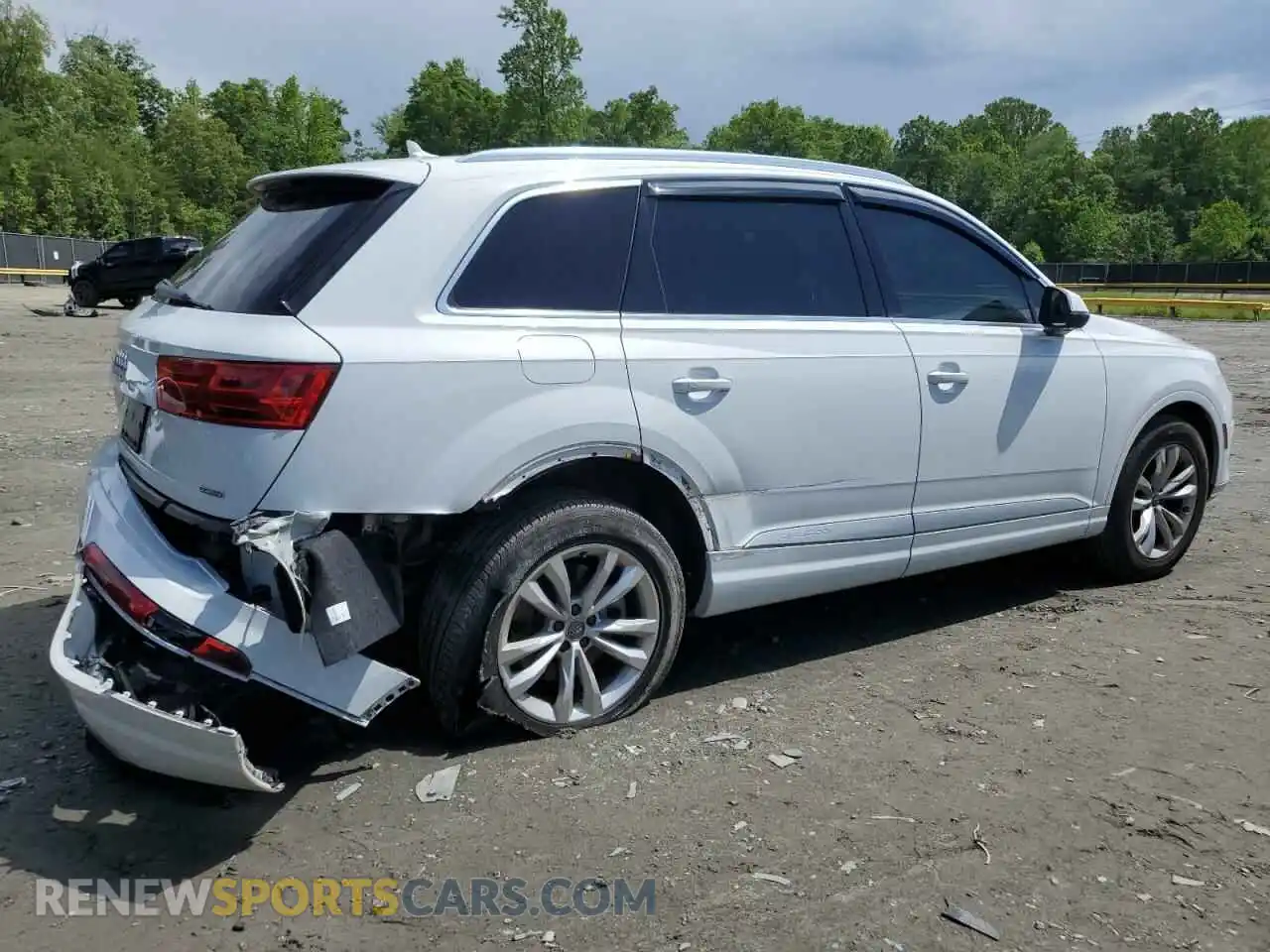 3 Photograph of a damaged car WA1LHAF74KD039292 AUDI Q7 2019