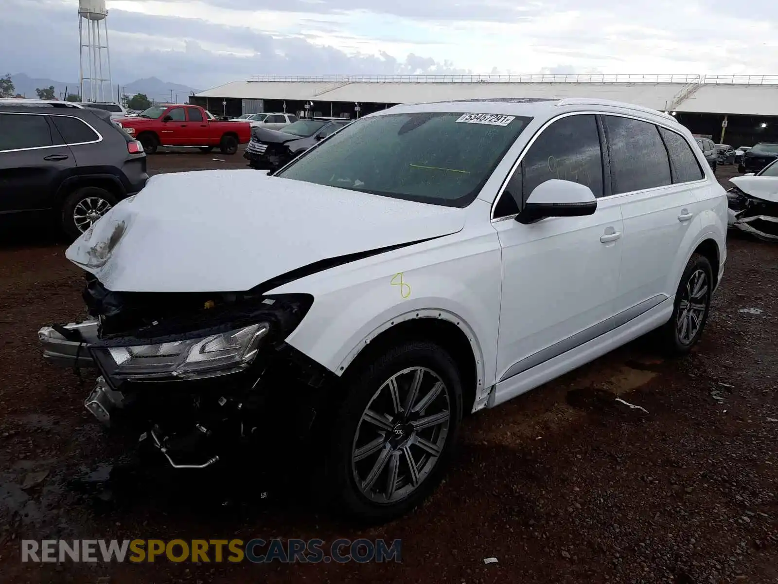 2 Photograph of a damaged car WA1LHAF74KD044041 AUDI Q7 2019