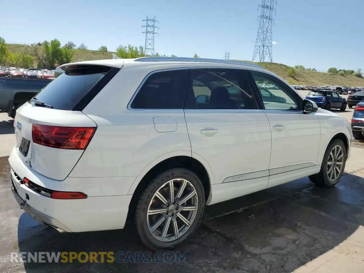 3 Photograph of a damaged car WA1LHAF75KD025255 AUDI Q7 2019