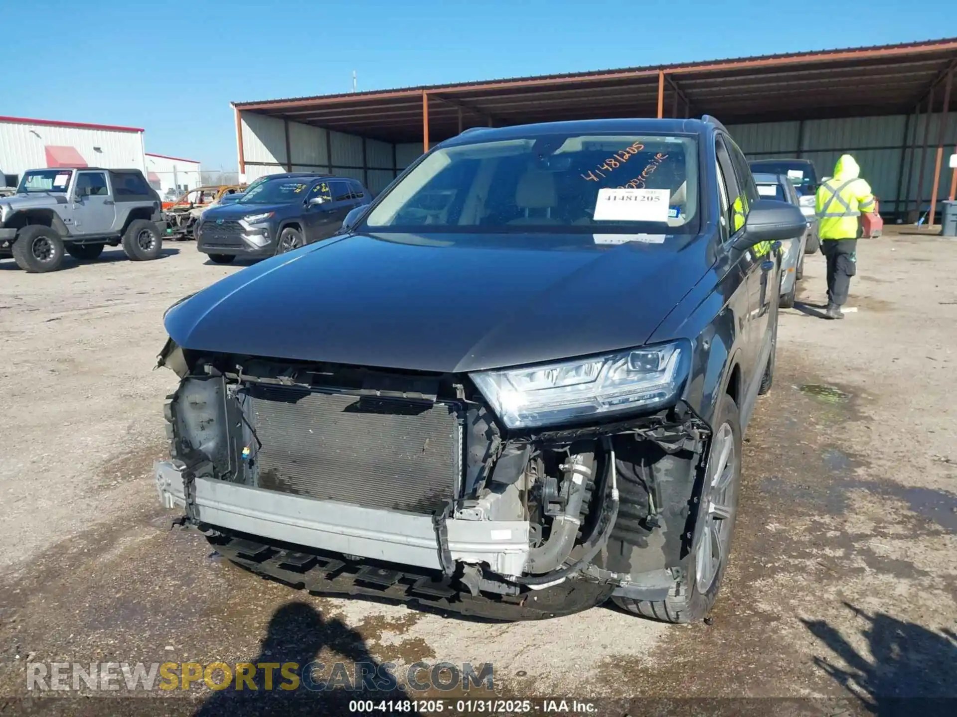 2 Photograph of a damaged car WA1LHAF75KD048356 AUDI Q7 2019