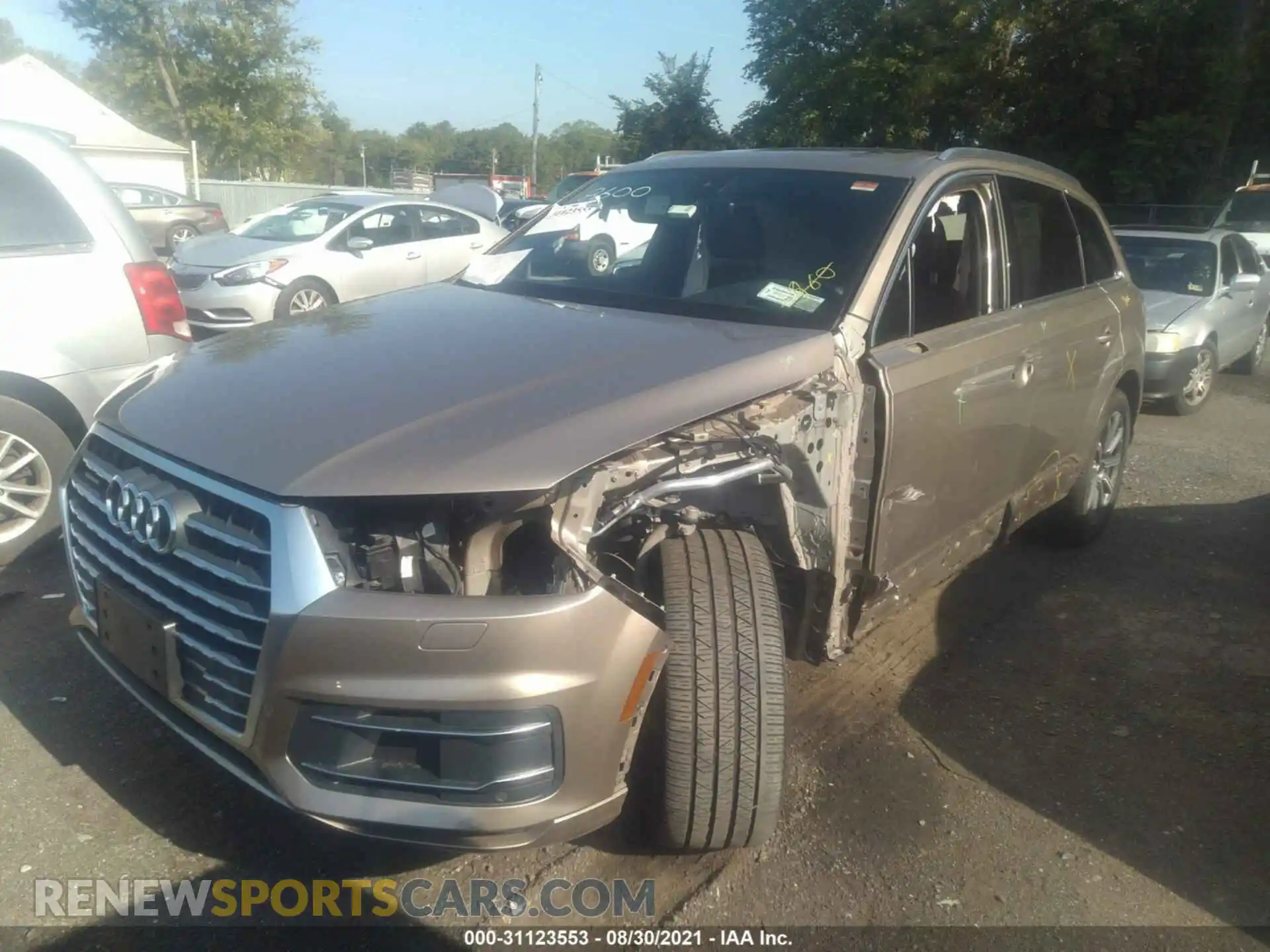 2 Photograph of a damaged car WA1LHAF76KD038600 AUDI Q7 2019