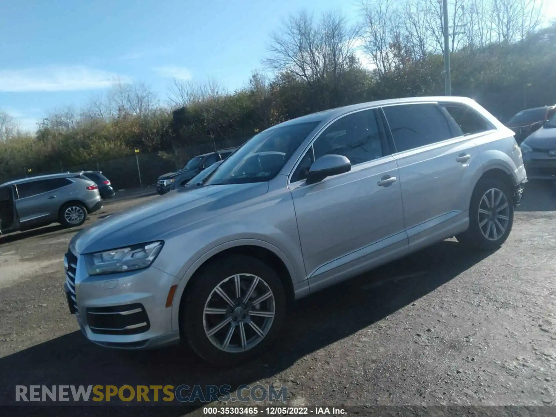 2 Photograph of a damaged car WA1LHAF76KD043635 AUDI Q7 2019