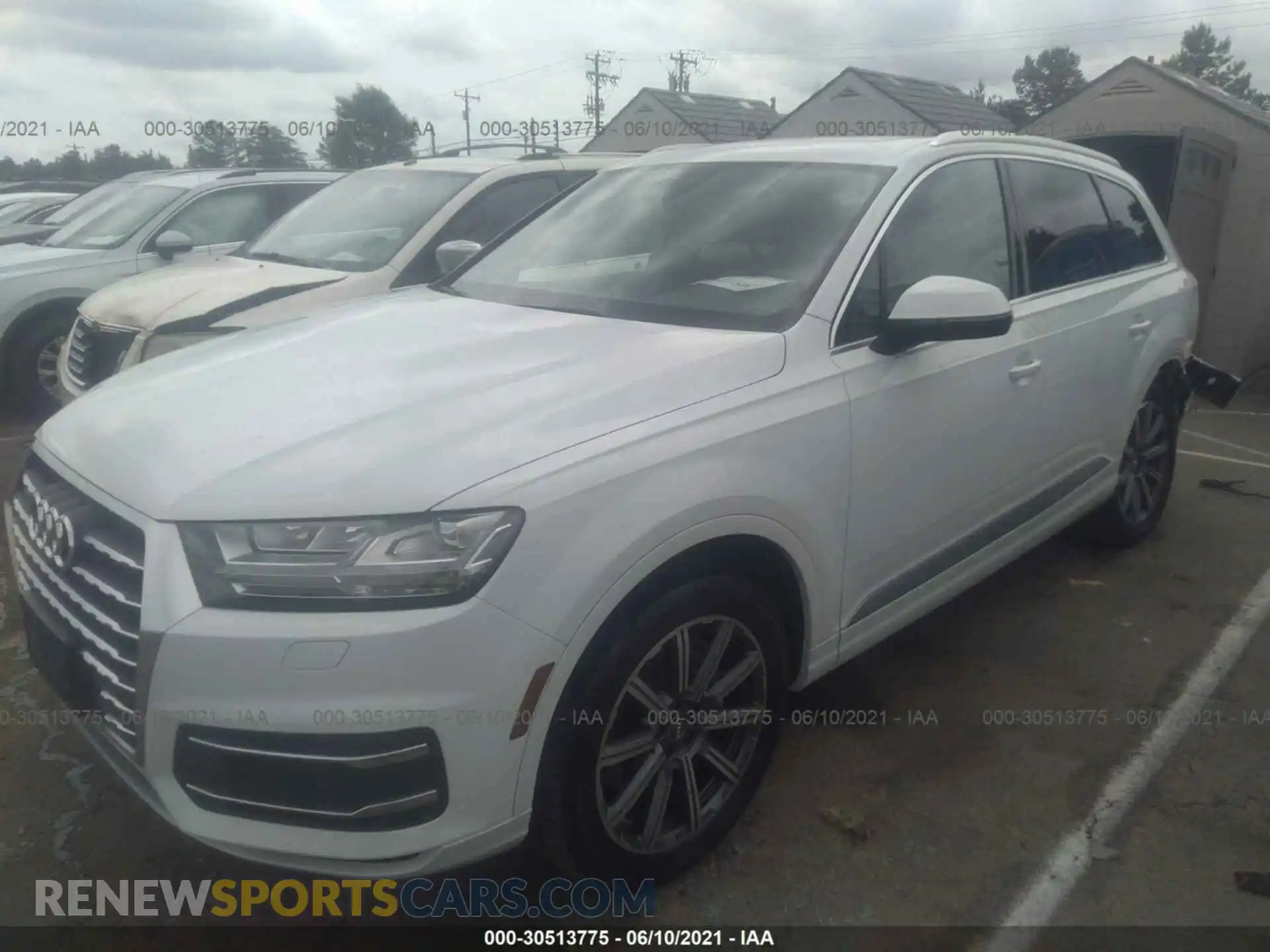 2 Photograph of a damaged car WA1LHAF77KD016850 AUDI Q7 2019