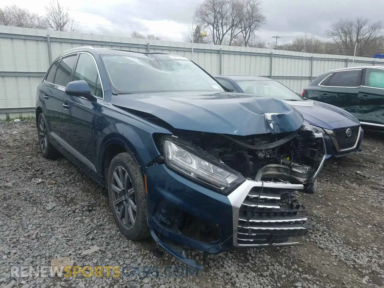1 Photograph of a damaged car WA1LHAF77KD021188 AUDI Q7 2019