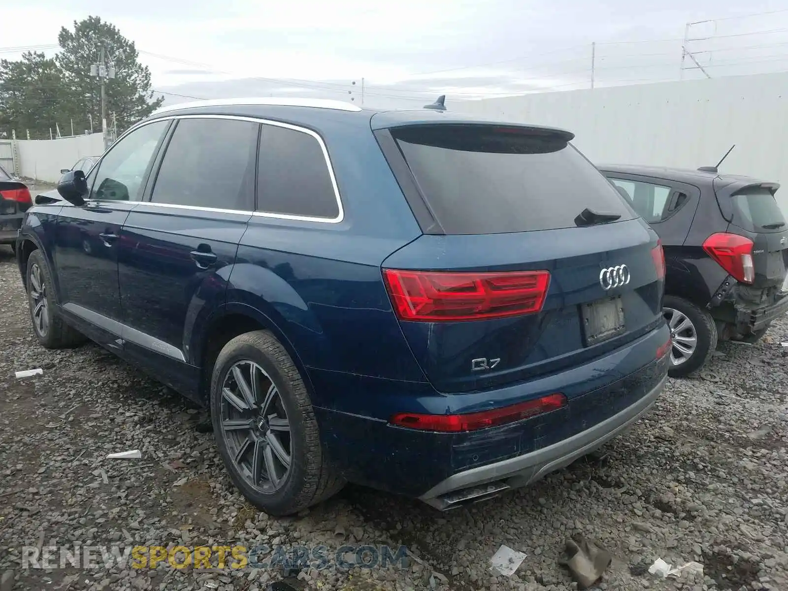 3 Photograph of a damaged car WA1LHAF77KD021188 AUDI Q7 2019