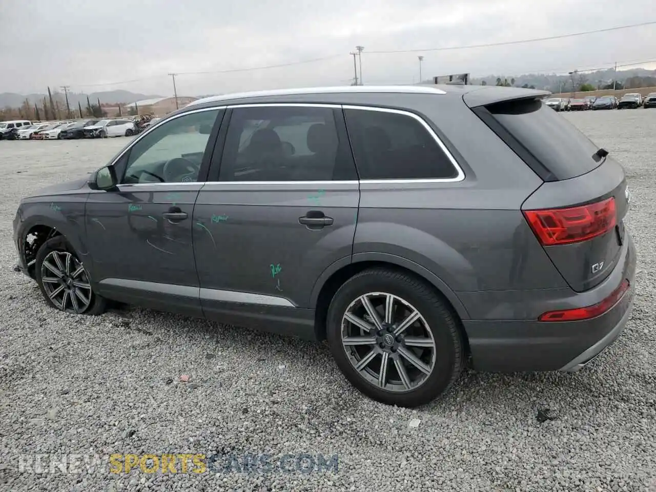 2 Photograph of a damaged car WA1LHAF7XKD016938 AUDI Q7 2019