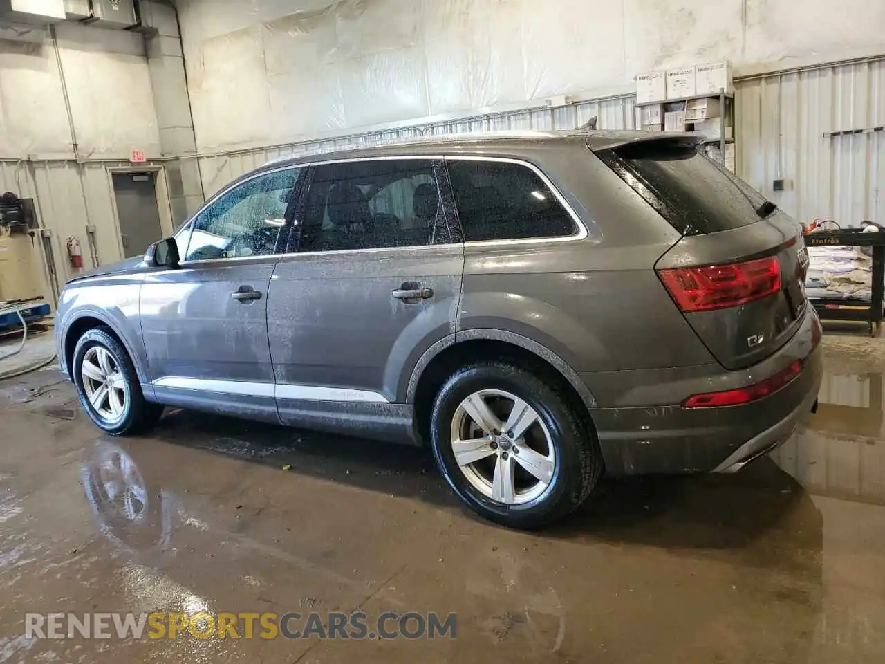 2 Photograph of a damaged car WA1LHAF7XKD026496 AUDI Q7 2019