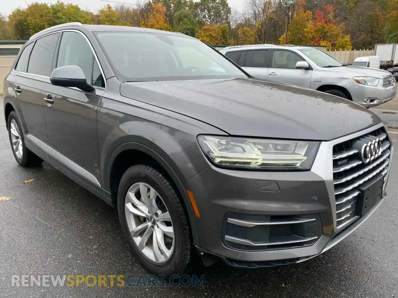 1 Photograph of a damaged car WA1LHAF7XKD040026 AUDI Q7 2019