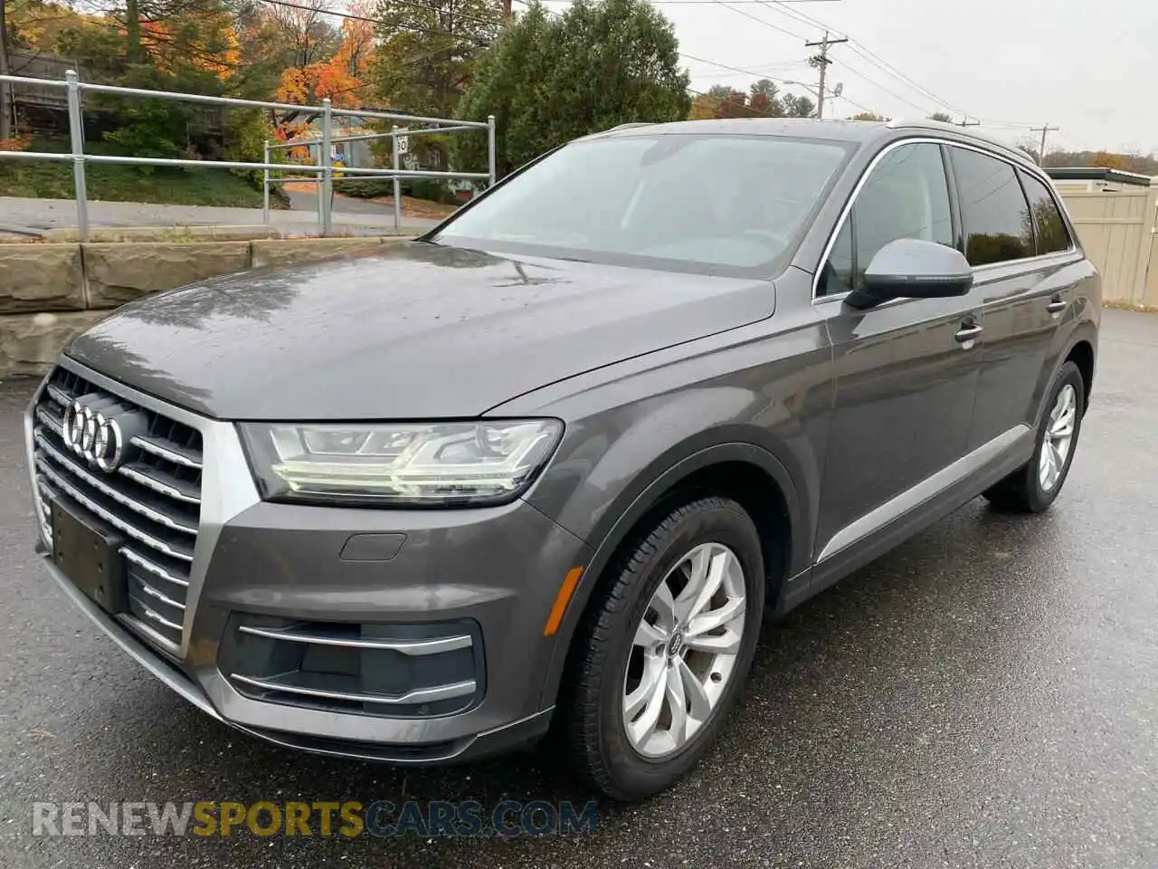 2 Photograph of a damaged car WA1LHAF7XKD040026 AUDI Q7 2019