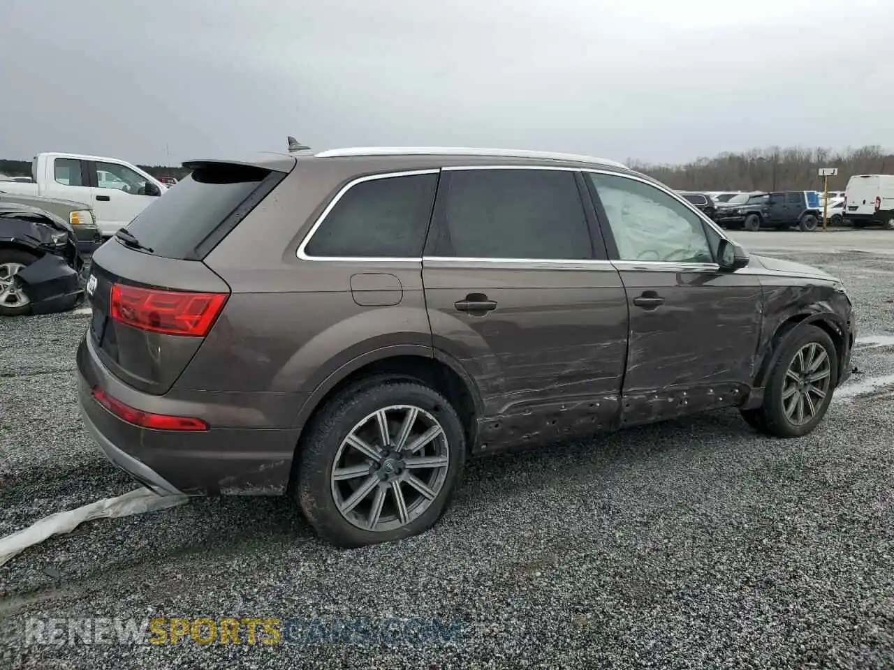 3 Photograph of a damaged car WA1LHAF7XKD046490 AUDI Q7 2019