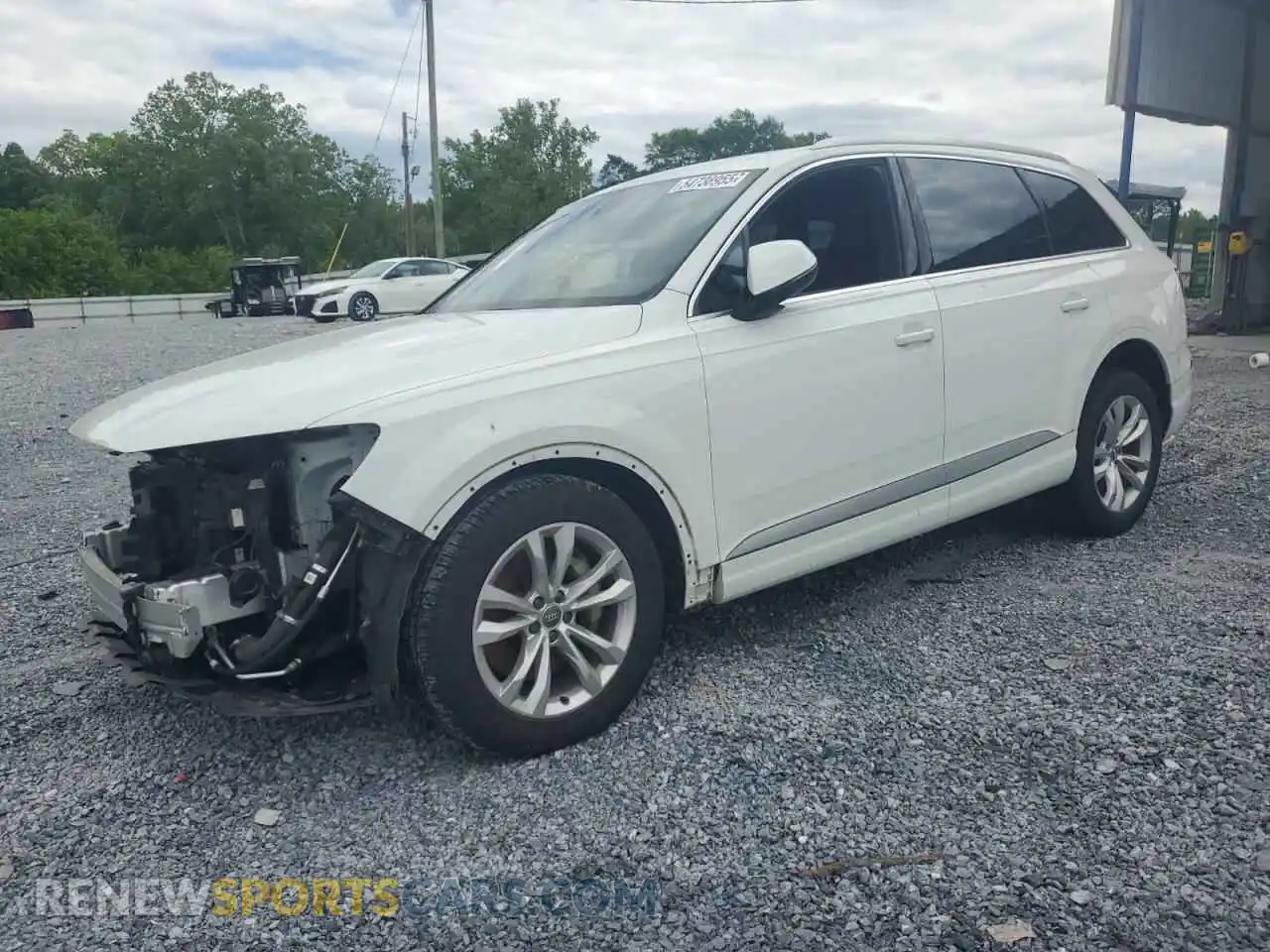 1 Photograph of a damaged car WA1LHBF72KD048174 AUDI Q7 2019